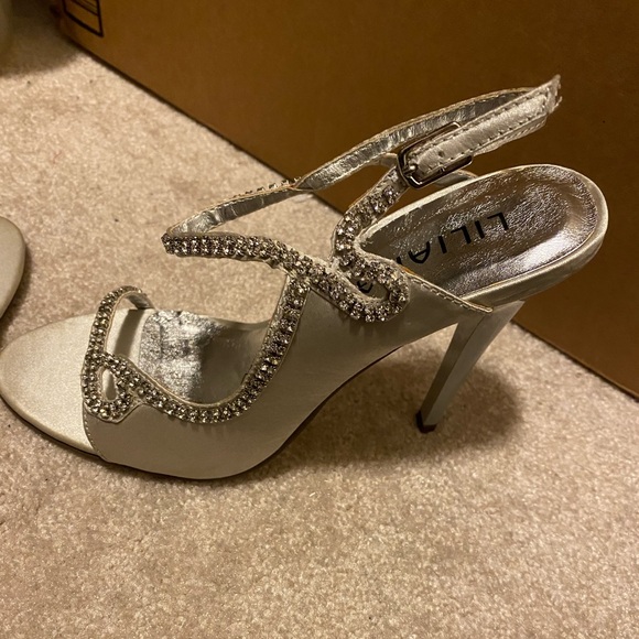 Liliana heel - Picture 1 of 4